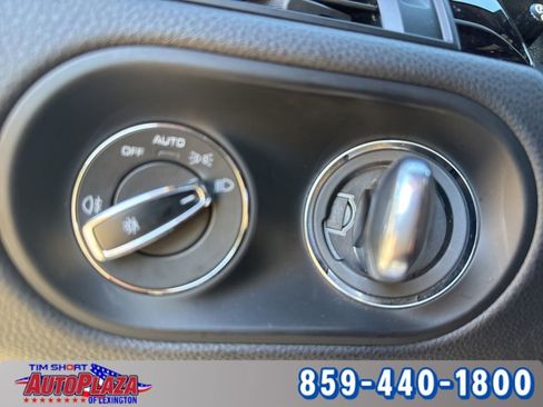 Used 2020 Porsche Macan image 30