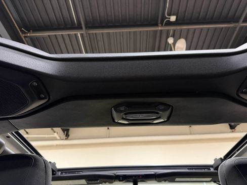 Used 2020 Jeep Wrangler Unlimited Sahara w/ Uconnect 4C Nav & Sound Group AWD/4WD image 55