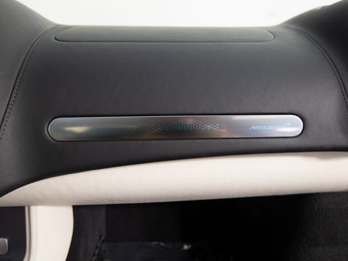 Used 2023 McLaren GT image 26