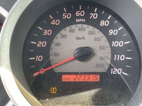 Used 2009 Toyota Tacoma PreRunner RWD image 13