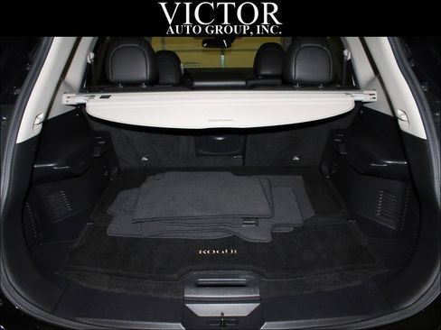 Used 2018 Nissan Rogue SL image 34