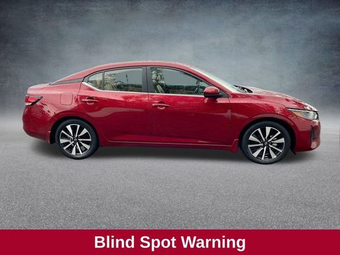 Used 2024 Nissan Sentra SV w/ SV Premium Package image 18