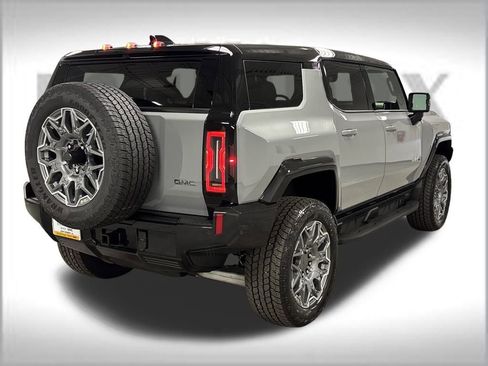 New 2026 GMC Hummer EV SUV image 23