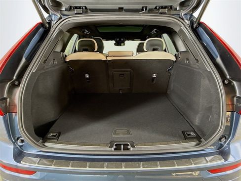 New 2026 Volvo XC60 B5 Plus w/ Protection Package Premier image 26