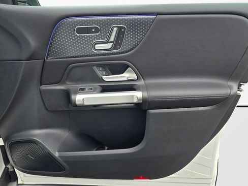 New 2026 Mercedes-Benz GLB 250 4MATIC image 26