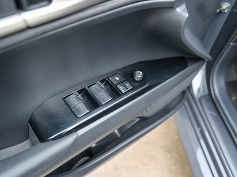 Used 2025 Toyota Camry LE image 37