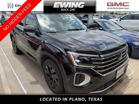 Used 2024 Volkswagen Atlas SE w/ Panoramic Sunroof Package FWD image 1
