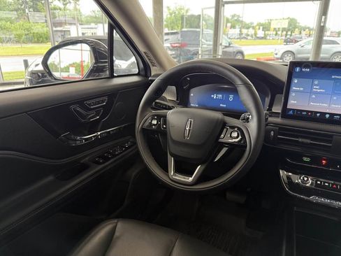 Used 2024 Lincoln Corsair Premiere w/ Equipment Group 101A image 43