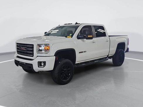 Used 2018 GMC Sierra 2500 SLT w/ All Terrain HD Package AWD/4WD image 9