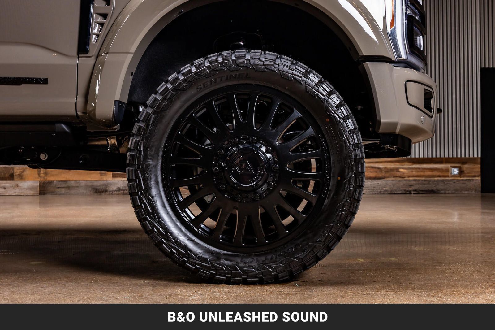 Used 2026 Ford F450 Platinum w/ Platinum Plus Package AWD/4WD image 11