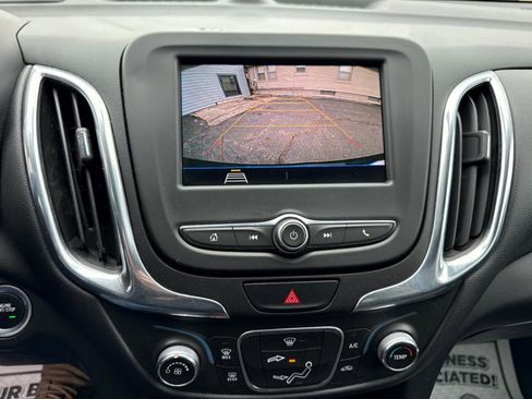 Used 2020 Chevrolet Equinox LT image 17