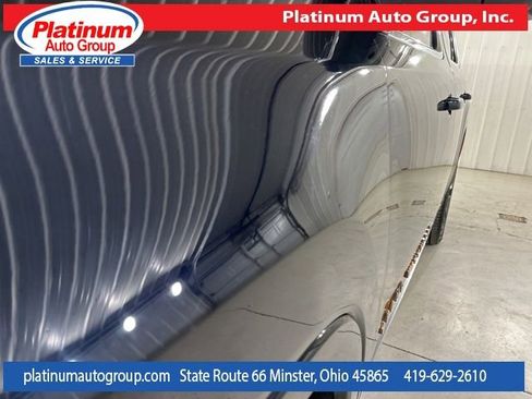 Used 2023 Jeep Grand Wagoneer L Series III w/ Rear Seat Video Group 1 AWD/4WD image 37