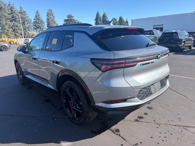 Used 2024 Chevrolet Equinox EV RS AWD/4WD image 9