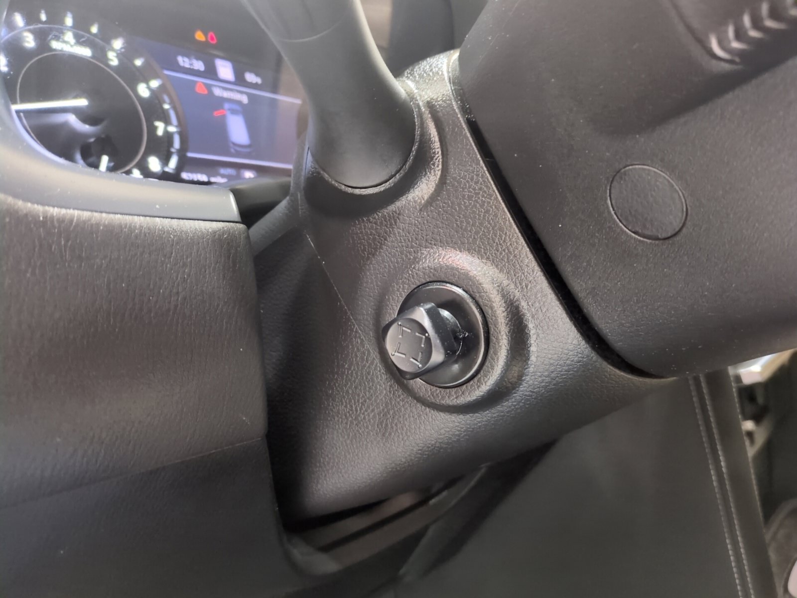 Used 2022 Nissan Armada Platinum AWD/4WD image 24