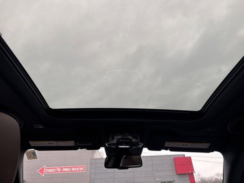 Used 2023 Alfa Romeo Stelvio Ti image 46