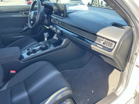 Certified 2025 Honda Civic Sport image 27