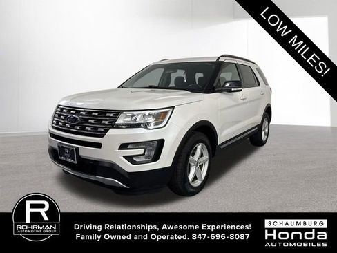 Used 2017 Ford Explorer XLT AWD/4WD image 1