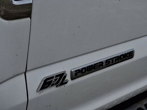 Used 2020 Ford F250 Lariat w/ Lariat Ultimate Package image 4