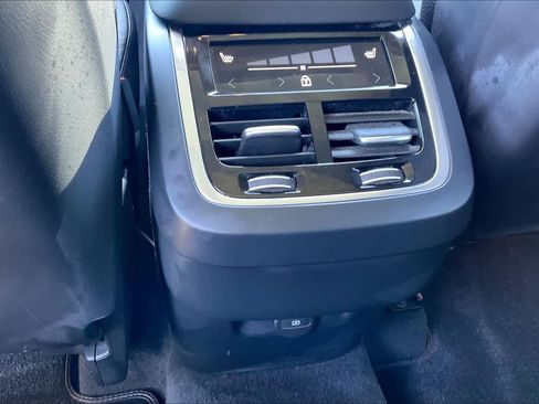 Used 2023 Volvo XC90 B6 Plus w/ Protection Package Premier image 38