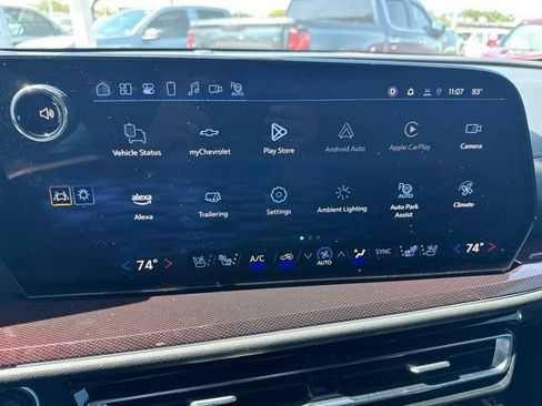 Used 2025 Chevrolet Traverse RS w/ LPO, Floor Liner Package FWD image 20