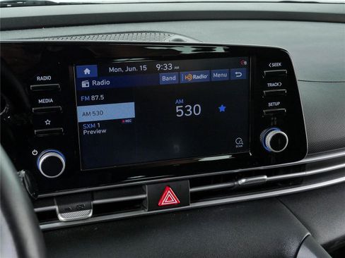 Used 2021 Hyundai Elantra SEL w/ Convenience Package FWD image 14