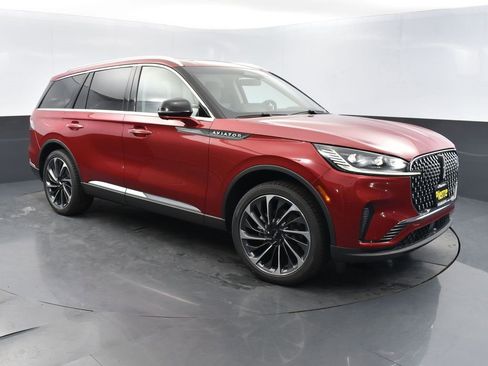 New 2025 Lincoln Aviator Reserve w/ Equipment Group 201A image 3