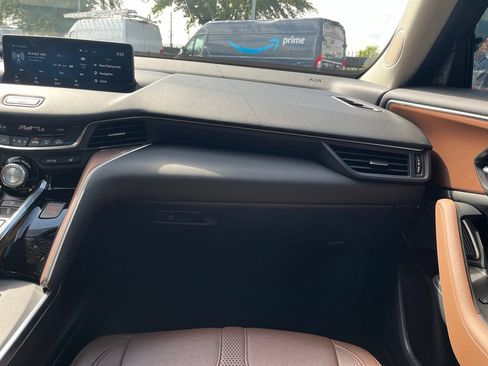 Used 2022 Acura TLX w/ Technology Package FWD image 7