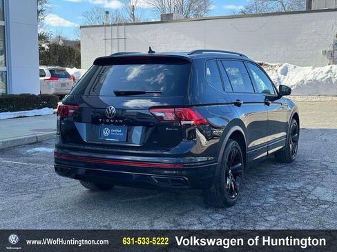 Certified 2023 Volkswagen Tiguan SE R-Line image 8