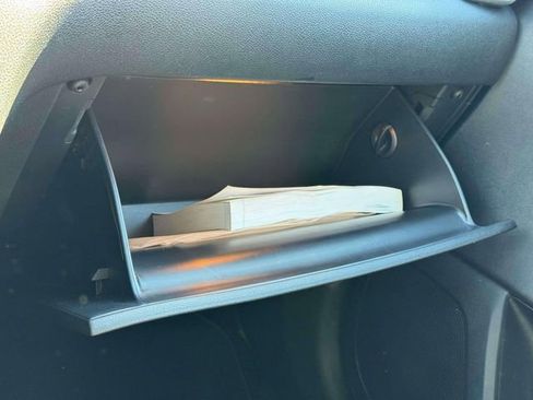 Used 2020 Kia Sportage LX image 29