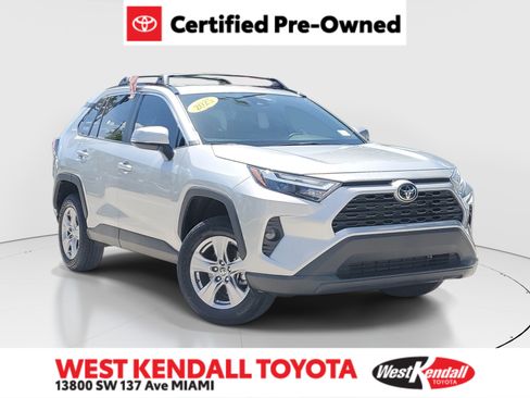 Certified 2025 Toyota RAV4 XLE FWD image 1