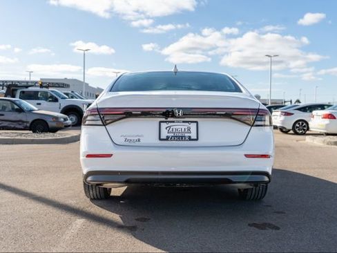 Used 2025 Honda Accord LX image 6