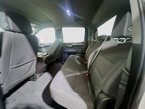 Used 2024 Chevrolet Silverado 1500 LT Trail Boss w/ Protection Package image 16