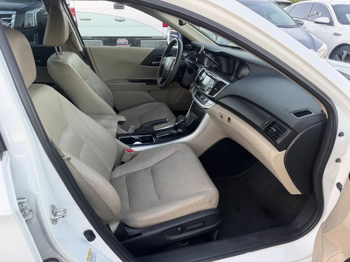 Used 2013 Honda Accord EX-L image 12