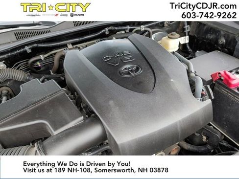 Used 2020 Toyota Tacoma TRD Sport w/ TRD Premium Sport Package image 28