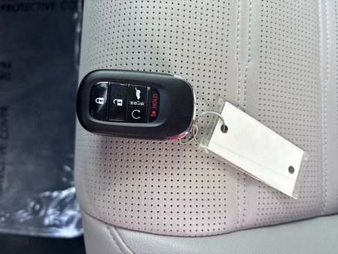 Certified 2025 Honda CR-V EX-L image 32