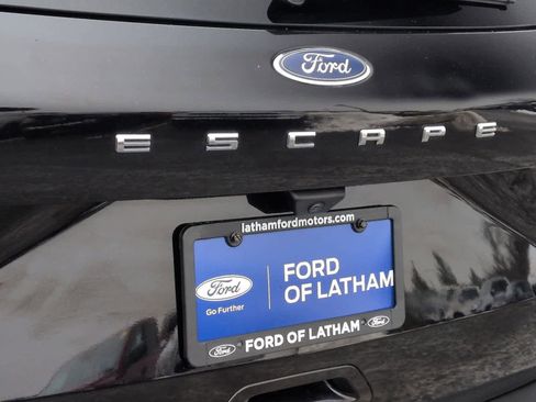 Used 2021 Ford Escape SE w/ Convenience Package image 13