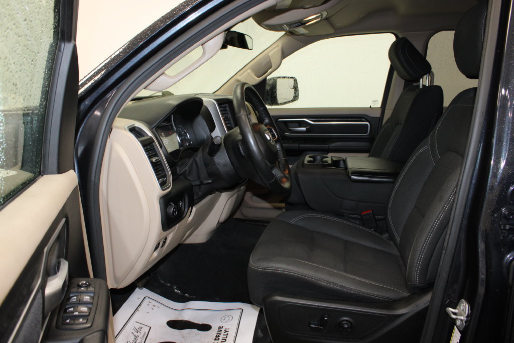 Used 2020 RAM 1500 Big Horn AWD/4WD image 2