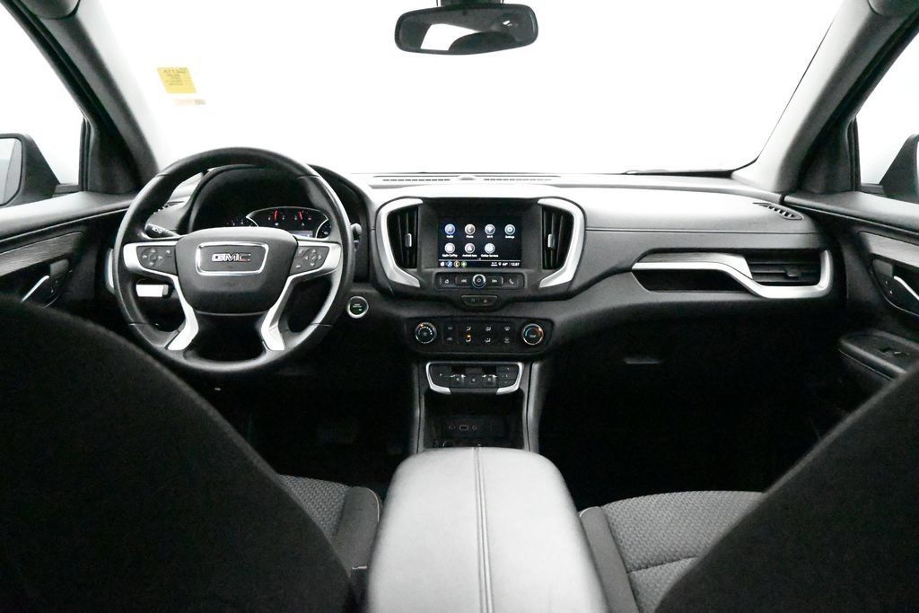 Used 2024 GMC Terrain SLE AWD/4WD image 9