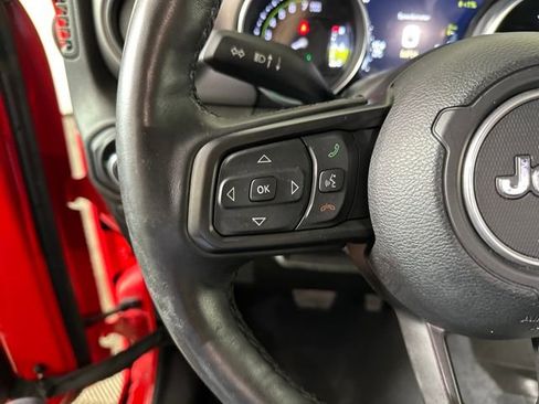 Used 2023 Jeep Wrangler Unlimited w/ Cold Weather Group image 15