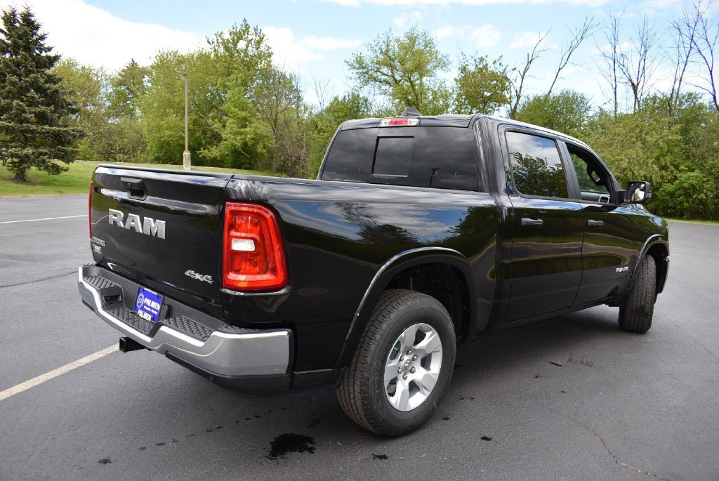 New 2026 RAM 1500 Big Horn AWD/4WD image 5