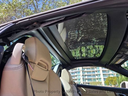 Used 2014 Mercedes-Benz SLK 250 image 25