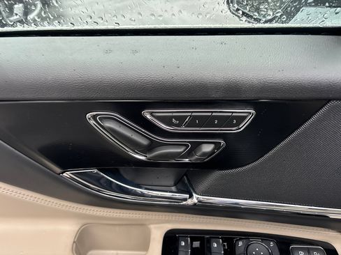 New 2026 Lincoln Corsair Grand Touring AWD/4WD image 12