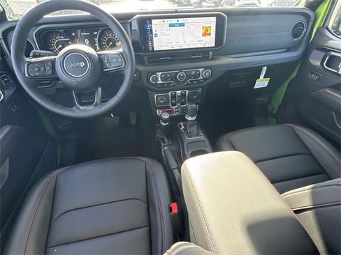 New 2025 Jeep Gladiator Rubicon image 18