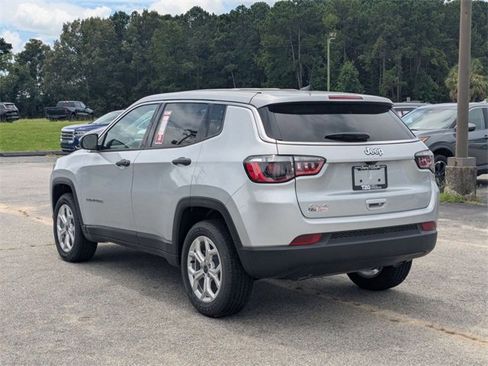New 2025 Jeep Compass Sport image 6