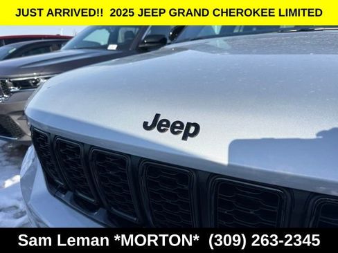 New 2025 Jeep Grand Cherokee Limited w/ Trailer Tow Package image 3