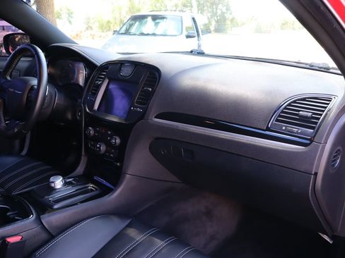 Used 2018 Chrysler 300 S w/ S Model Appearance Package AWD/4WD image 17