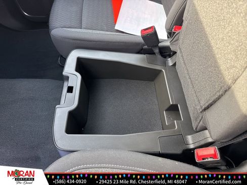 Used 2023 Chevrolet Silverado 1500 LT image 24