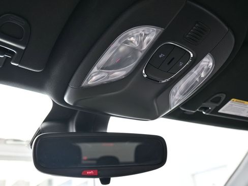 Used 2024 Jeep Compass Latitude image 21