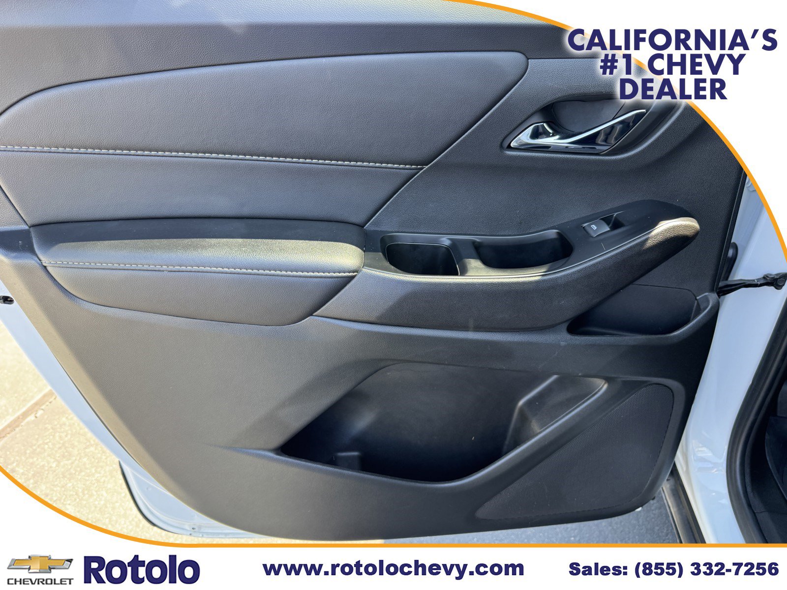 Used 2022 Chevrolet Traverse LT w/ LPO, Floor Liner Package FWD image 12