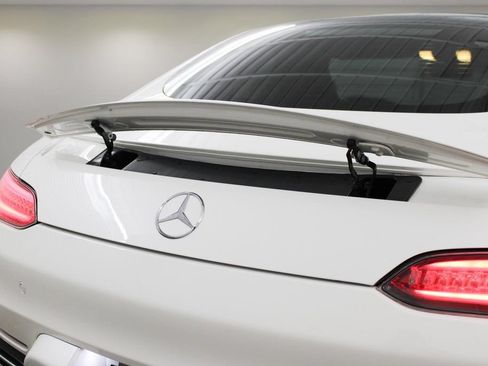Used 2017 Mercedes-Benz AMG GT Coupe image 27